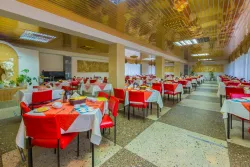 Обеденный зал Обеденный зал