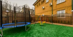 Детская площадка в пансионате Империал в городе Кисловодске - фотография