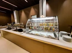 Обеденный зал Обеденный зал