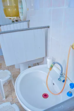 Орошение десен минеральной водой Орошение десен минеральной водой