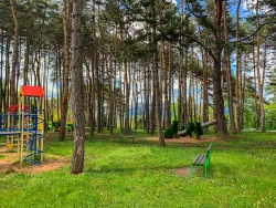 Детская площадка в пансионате Надежда в городе Кисловодске - фотография
