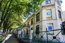 10 корпус 10 корпус