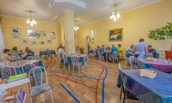 Обеденный зал Обеденный зал