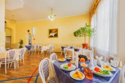 Обеденный зал Обеденный зал