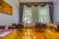 Обеденный зал Обеденный зал