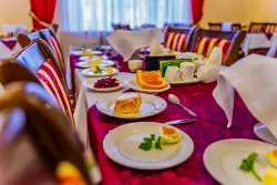 Обеденный зал Обеденный зал