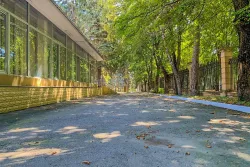 Прогулочная зона до бассейна на территории Прогулочная зона до бассейна на территории