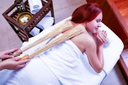 Массаж бамбуковыми ветками Массаж бамбуковыми ветками