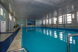 Бассейн в санатории Тарханы город Пятигорск - фотография