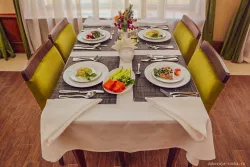 Обеденный зал Обеденный зал