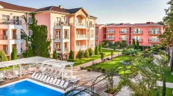Открытый бассейн в отеле «Alean Family Riviera» в г Анапа - фотография