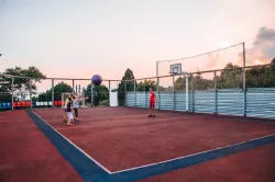 Спортивная площадка