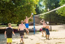 Волейбольная площадка