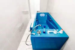 Подводный душ-массаж