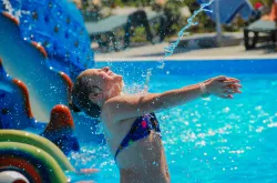 Детские горки в аквапарке «Зурбаган»