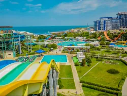 Комплекс сложных горок в аквапарке «Зурбаган»