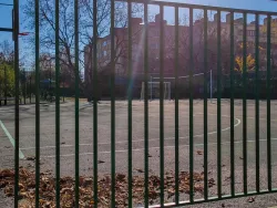 Спортивная площадка на территории