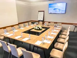 Малый конференц-зал