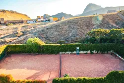 Спортивная площадка