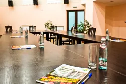 Конференц-зал