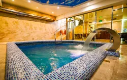 Бассейн Бассейн