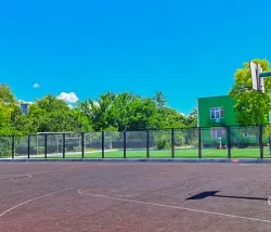 Спортивная площадка