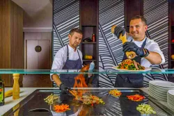 Шведский стол «PALMS»