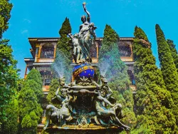 Фонтан Богиня ночи