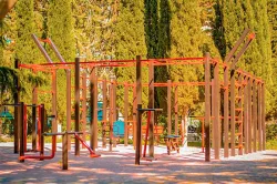 Детская площадка на территории