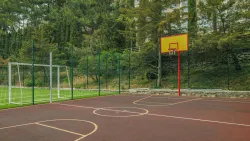 Спортивная площадка