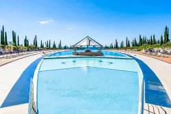 Бассейн Бассейн