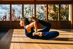 Занятия йогой