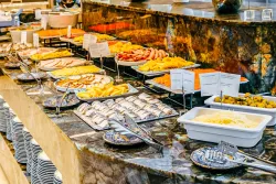 Ресторан «Azzur» Ресторан «Azzur»