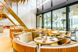 Ресторан «Azzur» Ресторан «Azzur»