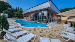 Открытый бассейн