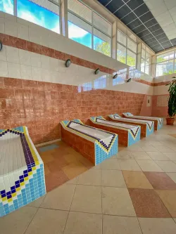 Закрытый бассейн