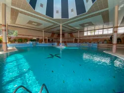 Закрытый бассейн