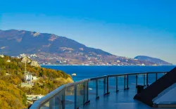 Вид из окон на территорию