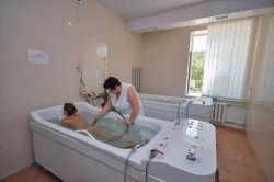 Подводный душ-массаж